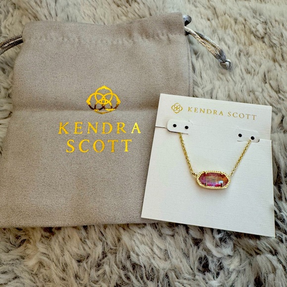 Kendra Scott Jewelry - Kendra Scott Elisa necklace Gold, Fushia Kyocer Opal